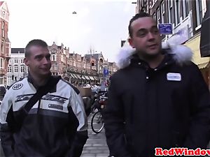 dicksucking amsterdam escort cummed on